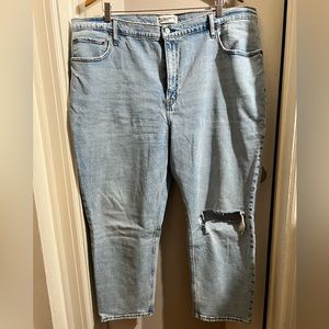 Abercrombie Curve Love 20/35R light wash distressed jeans